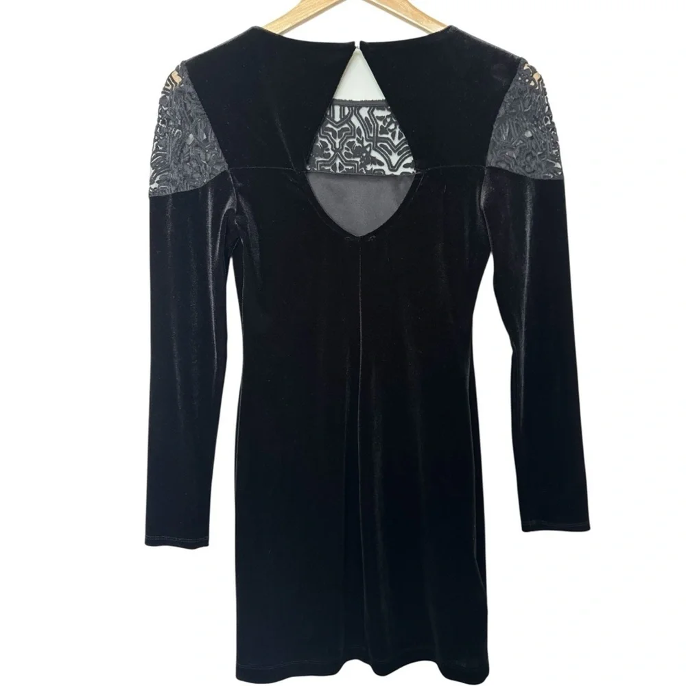 BCBGeneration Black Velvet Mini Dress Long Sleeves Small‎ - Picture 4 of 8